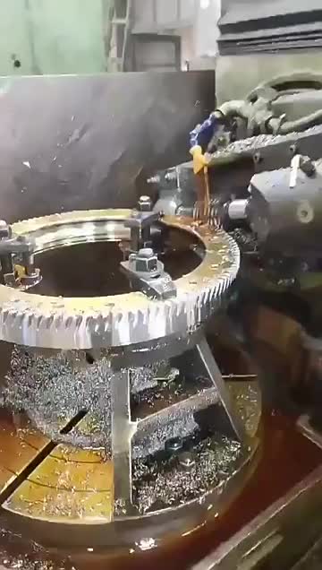 Efficient Performance Excavator Slewing Bearings Outer Gear Turntable Slew Ring Bearing for Medical Robotics 1